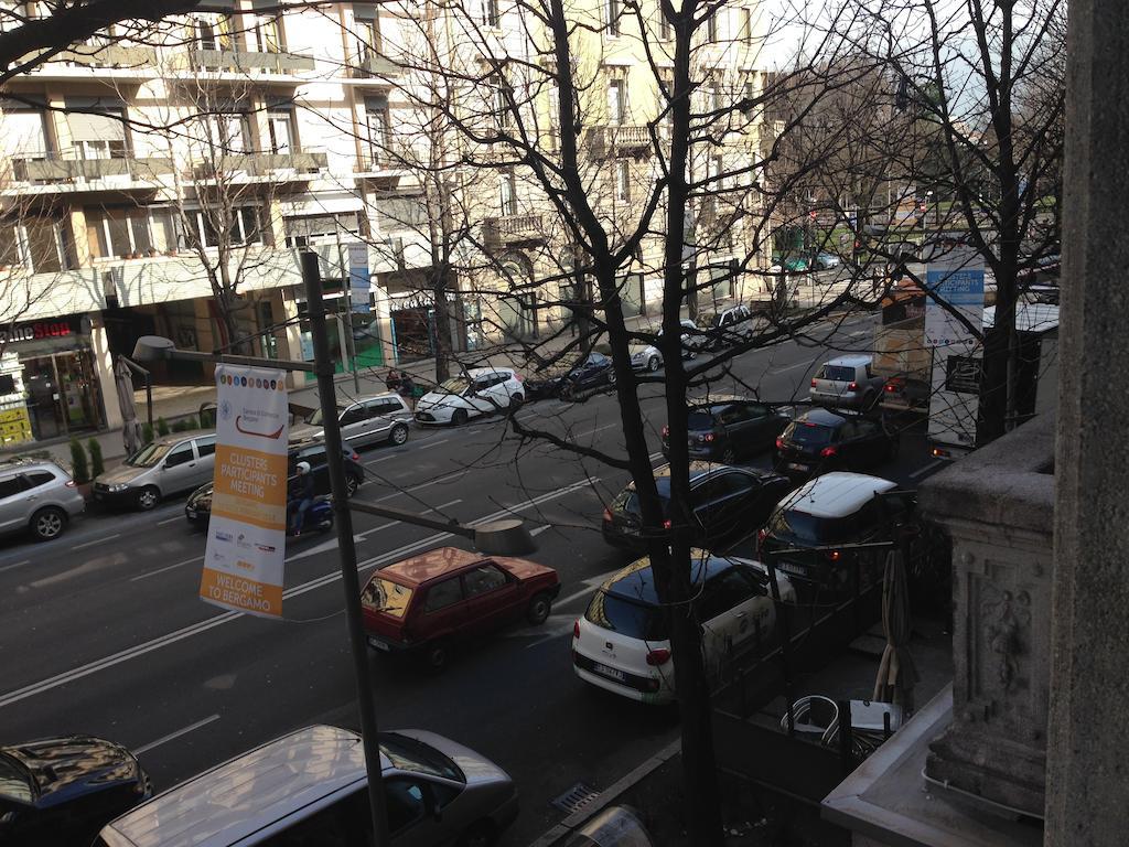 Bella Italia Bed & Breakfast Bergamo Bagian luar foto