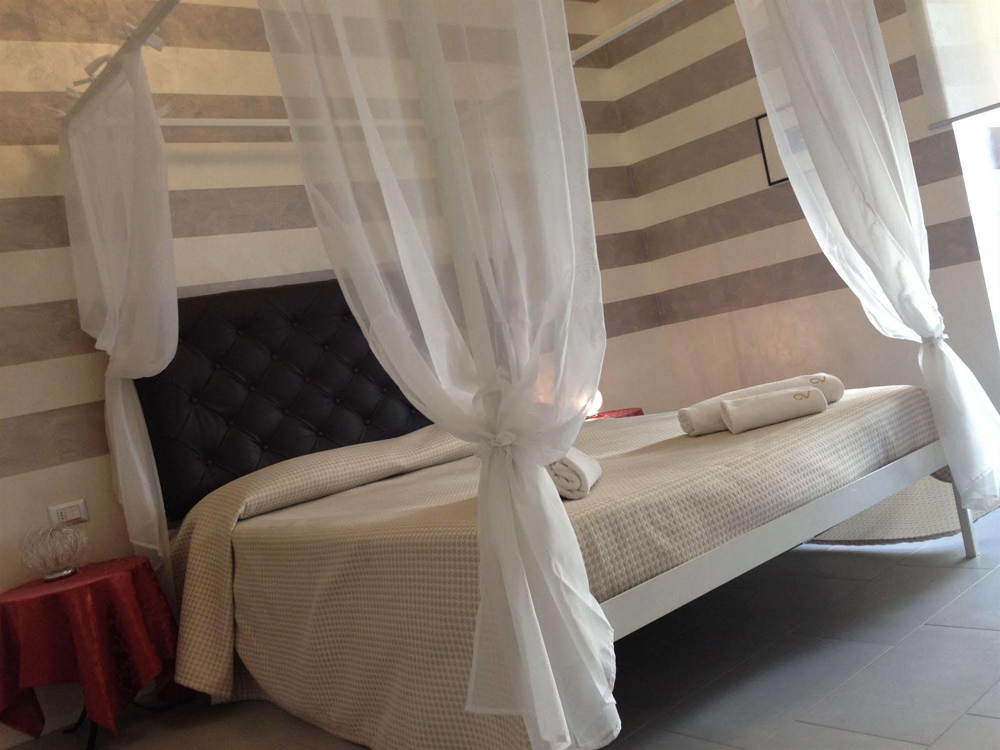 Bella Italia Bed & Breakfast Bergamo Bagian luar foto