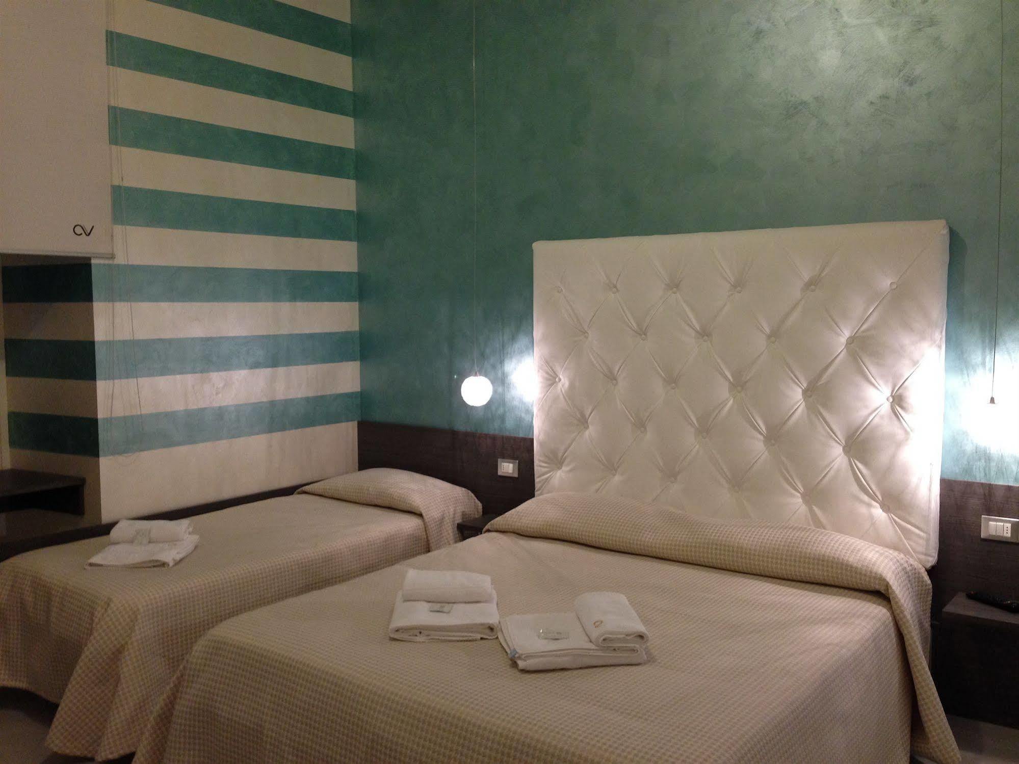 Bella Italia Bed & Breakfast Bergamo Bagian luar foto