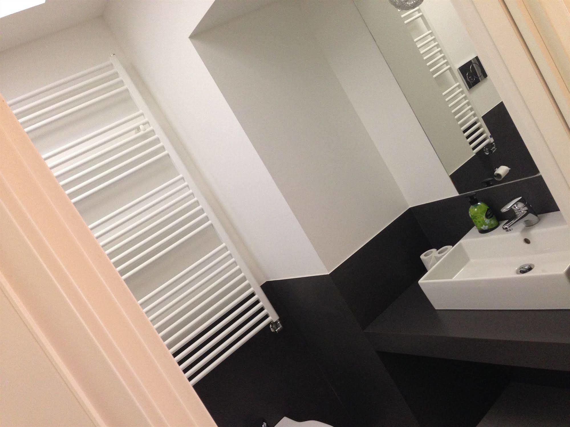 Bella Italia Bed & Breakfast Bergamo Bagian luar foto